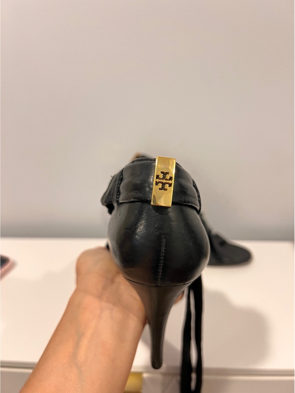 Tory Burch Black Leather Strappy Heeled Sandals with Wraparound Straps - Picture 2 of 8